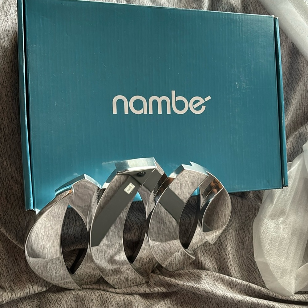 Nombe trivet